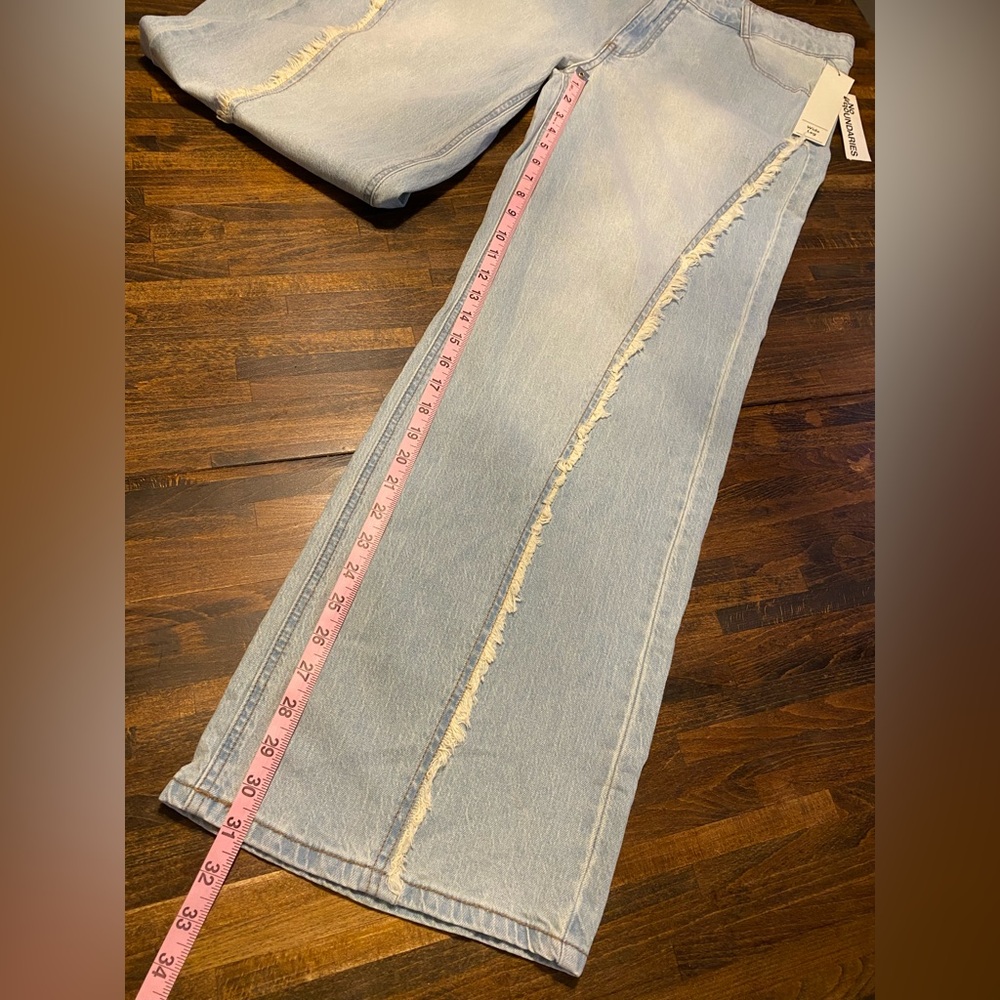 Women's No Boundaries Wide Leg Baggy Jeans Size 14 Grunge Y2K Fringe Light Wash - Picture 9 of 10